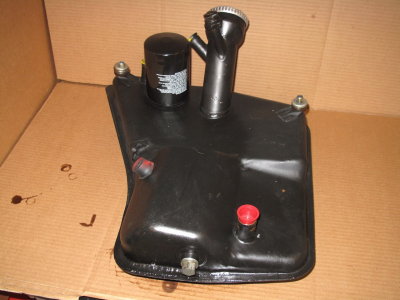 911 RSR Oil Tank OEM - Photo 07.jpg