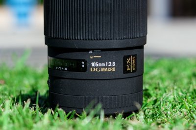 Sigma 105mm F2.8 EX DG Macro