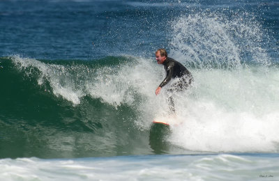 Surfer_2.jpg