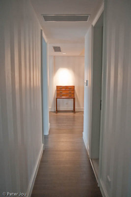 Hallway to dining room