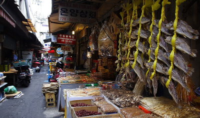 Korea: medicine alley