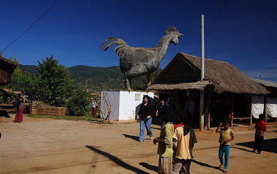 Chicken village (Lang Dinh An), Koho minority