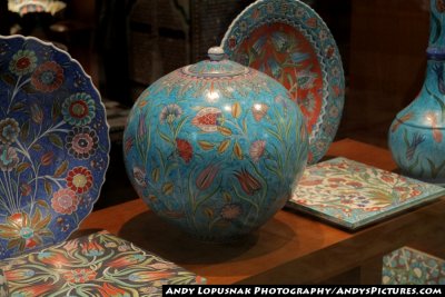 Handmade pottery at the Grand Bazaar