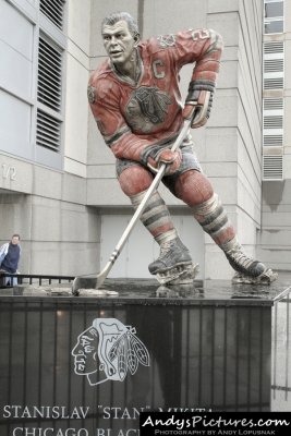 Bobby Hull statue at the United Center - Chicago, IL