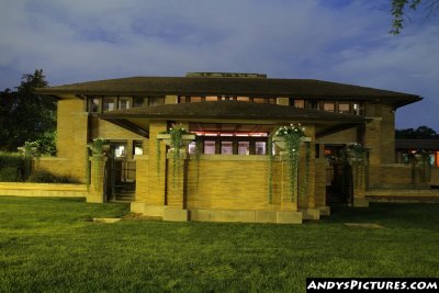 Frank Lloyd Wright's Martin House (125 Jewett Pkwy)