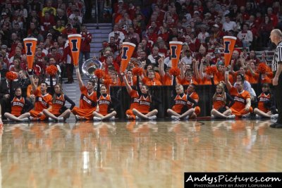 Illinois Fighting Illini cheerleaders