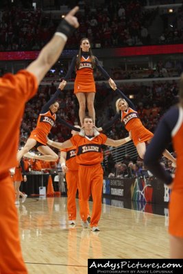 Illinois Fighting Illini cheerleaders