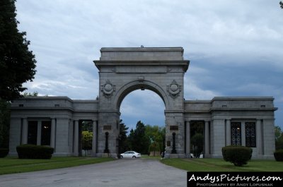 Forest Lawn Cemetery entrance