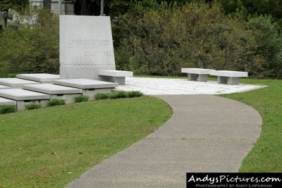 Frank Lloyd Wright's Blue Sky Mausoleum (Forest Lawn Cemetery)