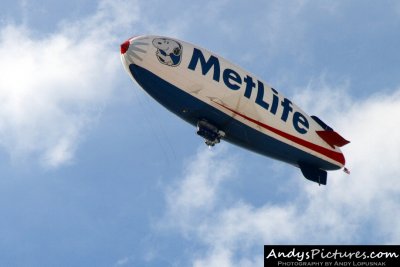 Metlife Blimp