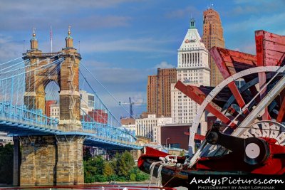 Downtown Cincinnati & the Roebling Suspension Bridge