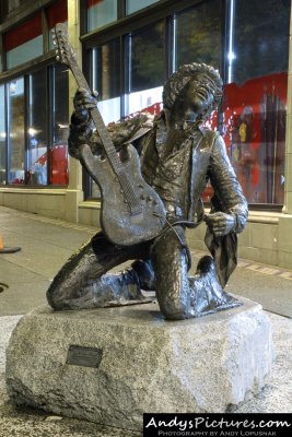 Jimi Hendrix Statue