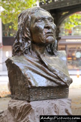 Chief Seattle sculpture