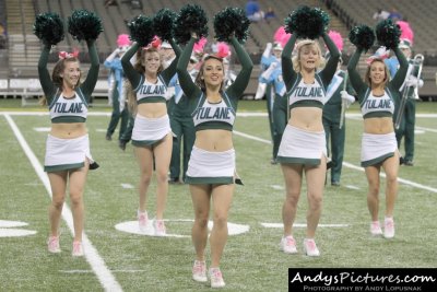 Tulane Green Wave Cheerleaders