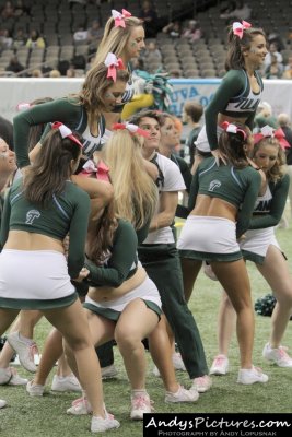 Tulane Green Wave Cheerleaders