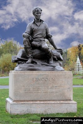 Abraham Lincoln statue