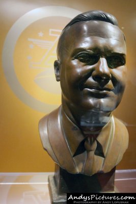 Kansas City Chiefs Hall of Fame - Lamar Hunt