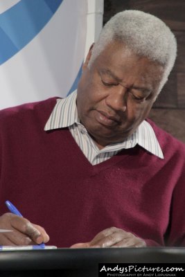 Basketball legend Oscar Robertson