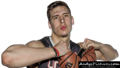UCONN Huskies forward Tyler Olander
