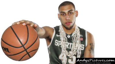 Michigan State Spartans guard Denzel Valentine