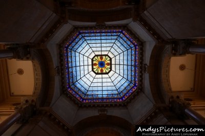 Inside the Indiana State Capitol Building