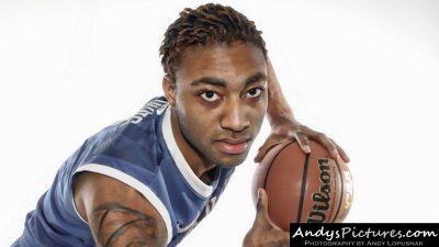 Kentucky Wildcats guard James Young