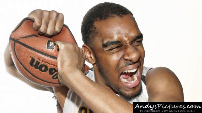 Wichita State Shockers forward Darius Carter