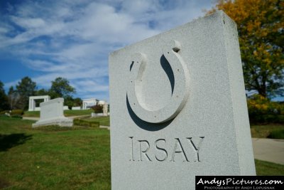 Robert Irsay grave