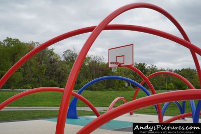 Free Basket by Los Carpinteros