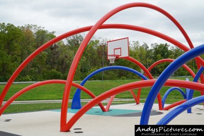 Free Basket by Los Carpinteros