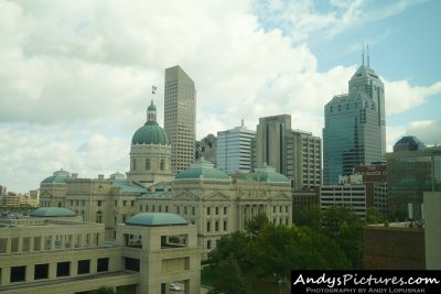 Indiana State Capitol Building & downtown Indy