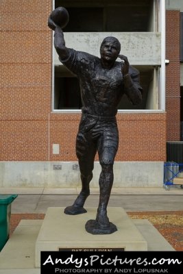 Pat Sullivan statue at Jordan-Hare Stadium