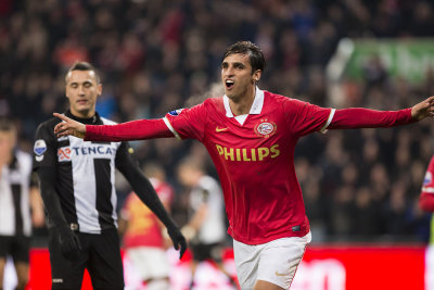 Bryan Ruiz scores his first PSV Eindhoven goal
