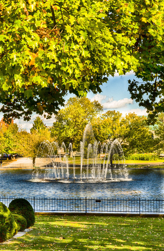 Veterans Memorial Lake