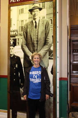 Tallest Man in History - Vicki