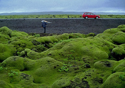 W-photographing-Mossy-Lava---Iceland