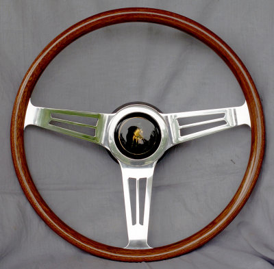 Miura wood steering wheel