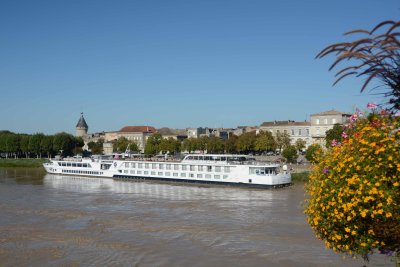 The River Royale at Libourne - and photo contest winner