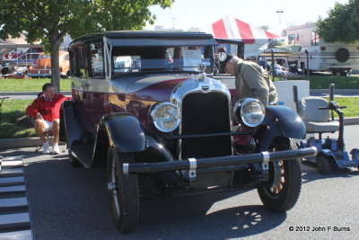 1927 Auburn Model 6-66A 4dr Sedan