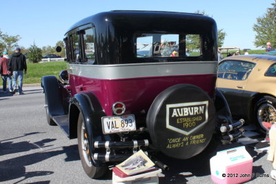 1927 Auburn Model 6-66A 4dr Sedan