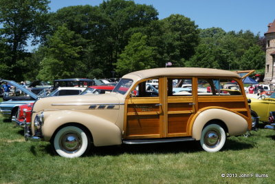 1940 Pontiac Special Six - Eight Passenger Wagon