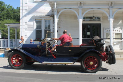 1914 Locomobile Touring