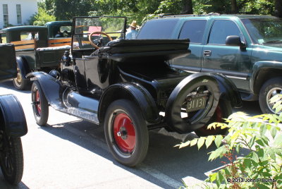 1925 Ford Model T Roadster