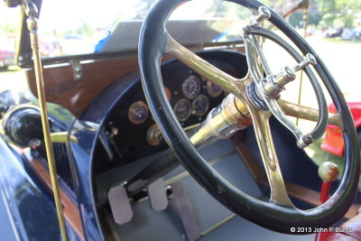 1914 Locomobile Touring