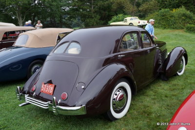 1936 Cord 810 -Beverly Sedan