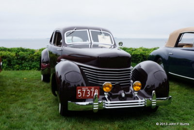 1936 Cord 810 -Beverly Sedan