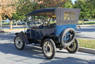 1913 Overland Model 69 Five-Passenger Touring
