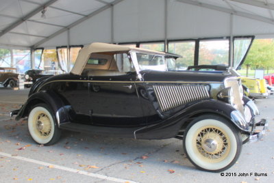 1934 Ford V8 Deluxe Roadster