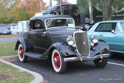 1934 Ford V8 Deluxe 3 Window Coupe