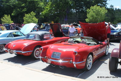 004 Chevrolet Corvette 53 Replicar & 1959 Corvette